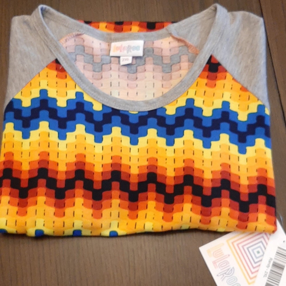 LuLaRoe Randy Shirt